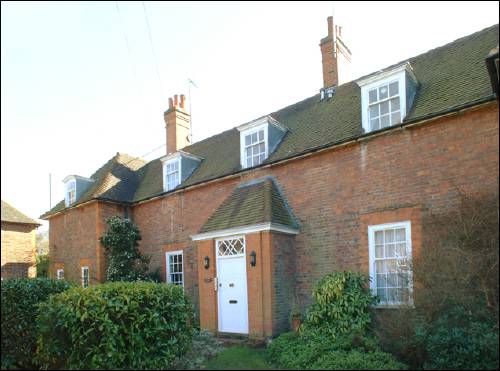 Adelaide Cottage Homesfield